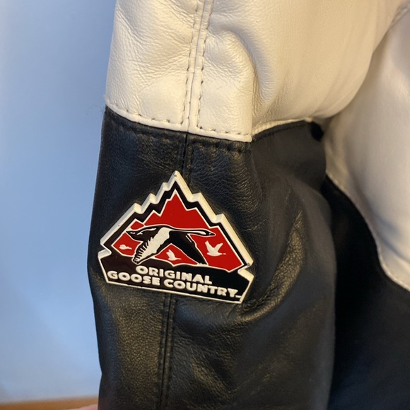 Gorgeous Original Goose Country coat -Never worn - Picture 5 of 8